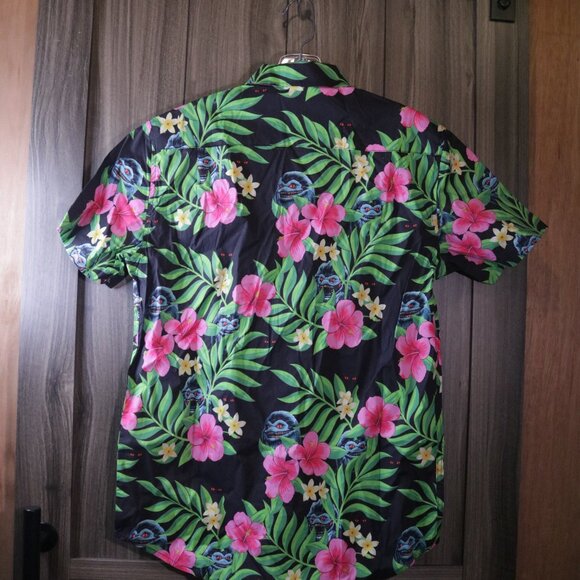 Creepy Co Horror Movie Critters Hawaiin Shirt - Picture 2 of 7
